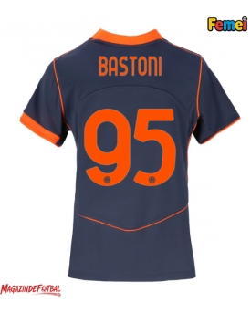 Inter Milan Alessandro Bastoni #95 Tricou Fotbal Replică 2025-26 Femei Treilea Inter Milan Alessandro Bastoni #95 Tricou Fotbal Replică 2025-26 Femei Treilea